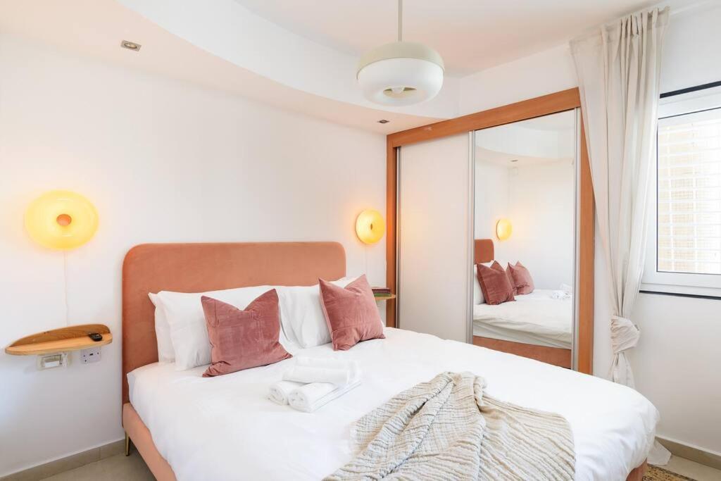Apartamento Neta's Gem With Bomb Shelter In