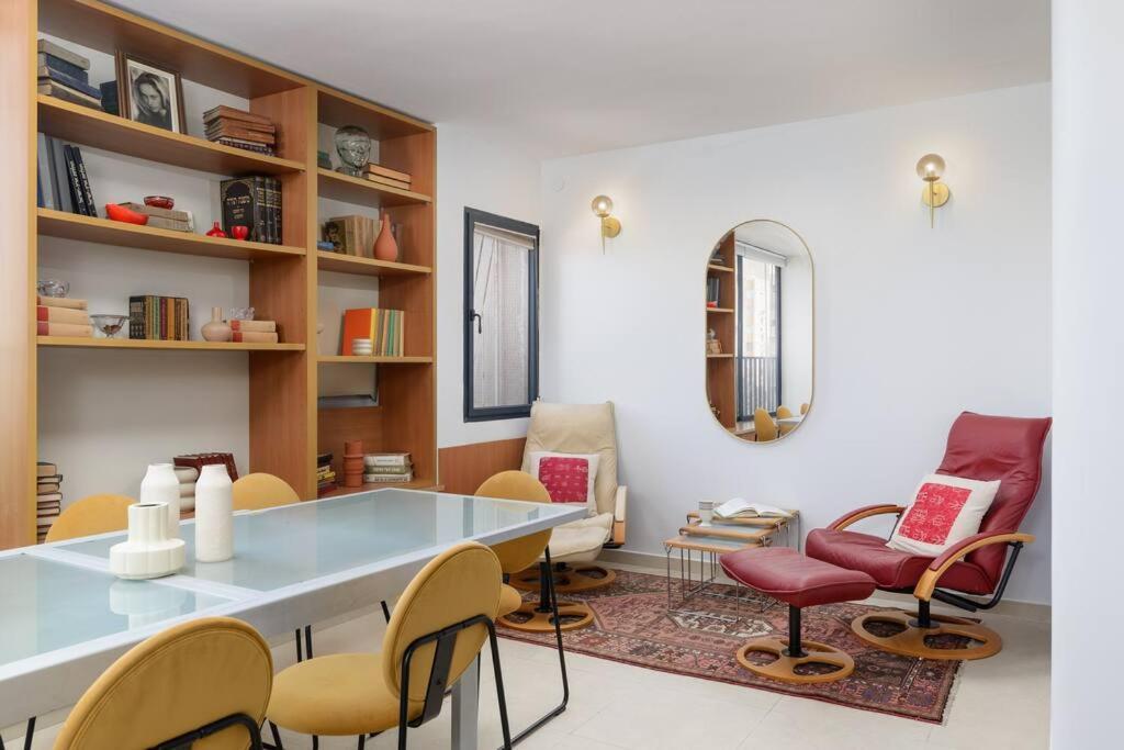 Apartamento Neta's Gem With Bomb Shelter In *